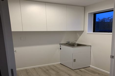 Photo of property in 4 Mallett Place, Halswell, Christchurch, 8025