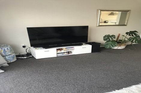 Photo of property in 2/3 Vella Street, Titahi Bay, Porirua, 5022