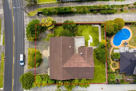 Photo of property in 241 Beach Road, Campbells Bay, Auckland, 0630