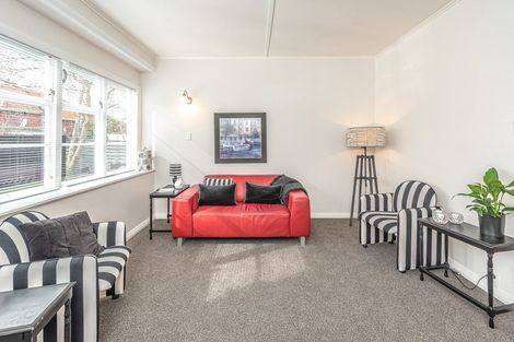 Photo of property in 17a Taranaki Street, Saint Johns Hill, Whanganui, 4501