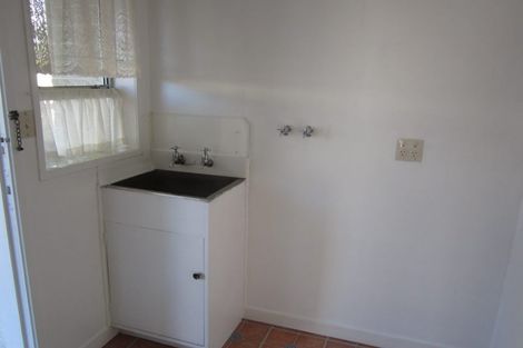 Photo of property in 11 Winiata Place, Otaki, 5512