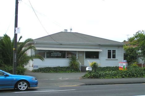 Photo of property in 354 Lake Road, Takapuna, Auckland, 0622