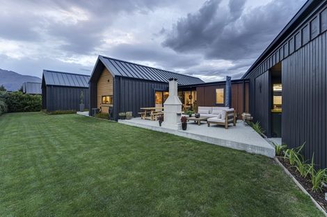 Photo of property in 11 Jacks Point Rise, Jacks Point, Queenstown, 9371