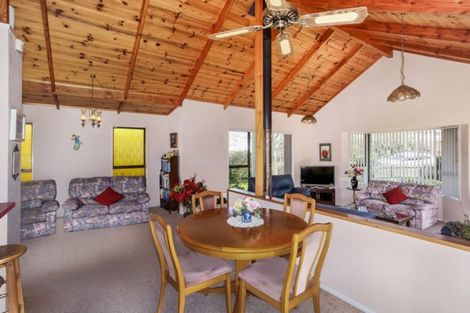 Photo of property in 68 Harrisville Road, Tuakau, 2121