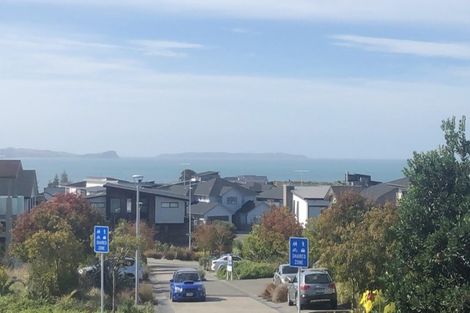 Photo of property in 66 Caldera Drive, Long Bay, Auckland, 0630