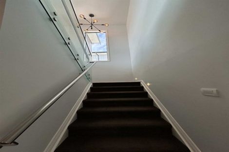 Photo of property in 4 Craigs Way, Hobsonville, Auckland, 0616