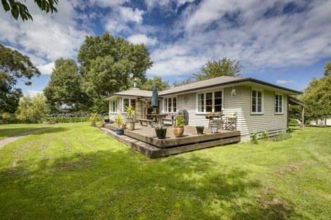 Photo of property in 1447 Ridgemount Road, Tutira, Napier, 4188