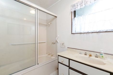 Photo of property in 98 Edgecumbe Road, Tauranga, 3110