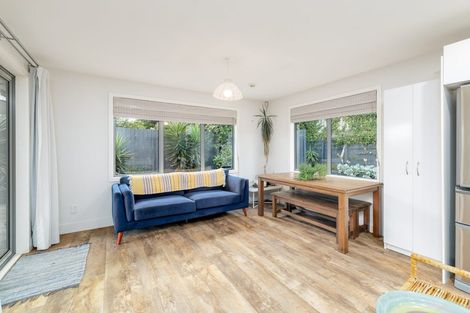 Photo of property in 464a Marine Parade, South New Brighton, Christchurch, 8062