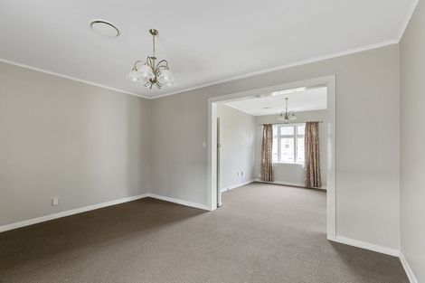 Photo of property in 21 Miro Street, Miramar, Wellington, 6022