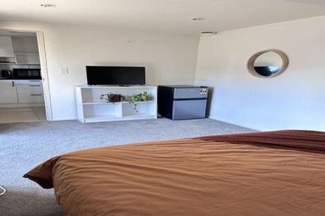 Photo of property in 13 Gosford Drive, Botany Downs, Auckland, 2010