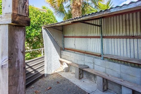 Photo of property in 6 Leatham Avenue, Strandon, New Plymouth, 4312