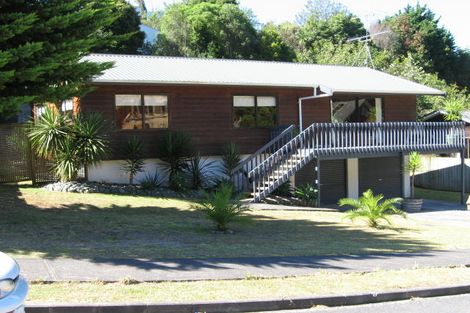 Photo of property in 47 Topliss Drive, Northcross, Auckland, 0632
