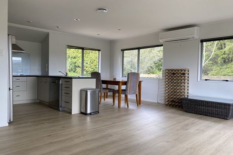 Photo of property in 8 Phillip Avenue, Glen Eden, Auckland, 0602