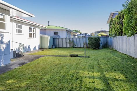 Photo of property in 36 York Street, Levin, 5510