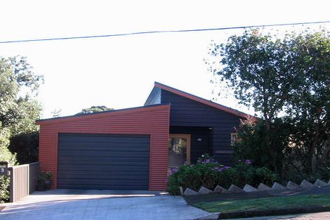 Photo of property in 3 Kawau Grove, Waikanae Beach, Waikanae, 5036