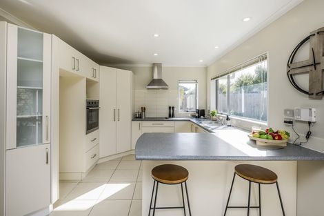 Photo of property in 9 Puketi Lane, Waiuku, 2123