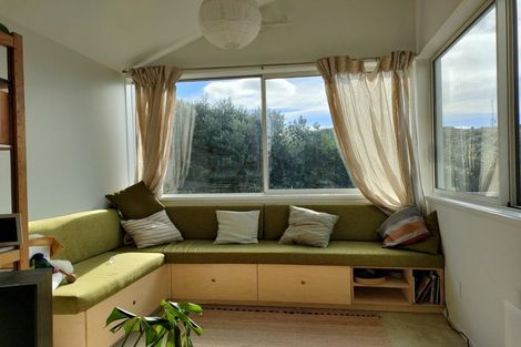 Photo of property in 2/27 Buckley Road, Southgate, Wellington, 6023