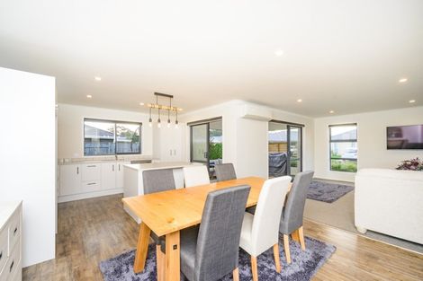 Photo of property in 1 Middleton Way, Ashhurst, 4810