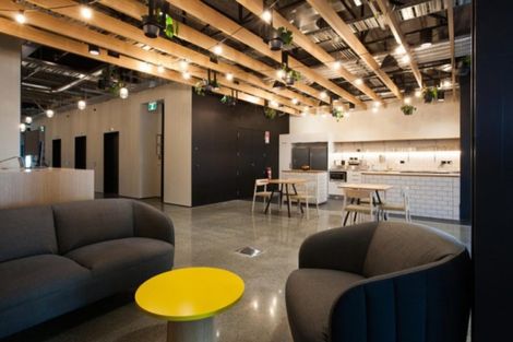 Photo of property in 12 Madden Avenue, Kumeu, 0810