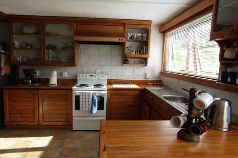 Photo of property in 392 Manawahe Road, Matata, Whakatane, 3193