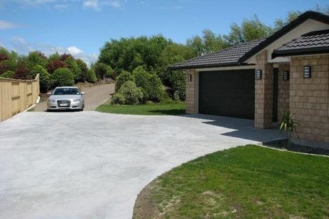 Photo of property in 12 Sophies Way, Papamoa Beach, Papamoa, 3118