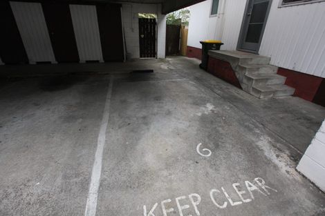 Photo of property in 6/27 Pakuranga Road, Pakuranga, Auckland, 2010