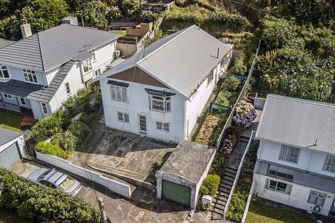 Photo of property in 26 Trent Street, Island Bay, Wellington, 6023