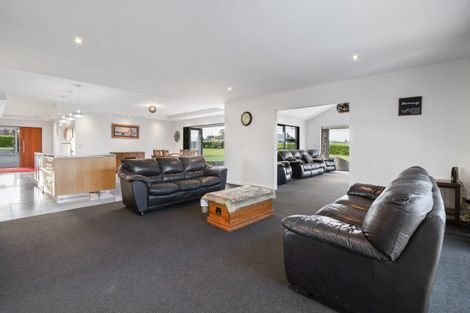 Photo of property in 208 Taipo Road, Rongotea, Palmerston North, 4476