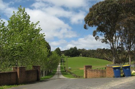 Photo of property in 8 Steed Road, Waitakere, Auckland, 0816