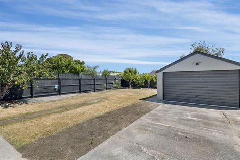 Photo of property in 231 Burwood Road, Burwood, Christchurch, 8083