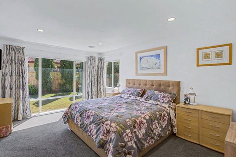 Photo of property in 127 Milne Drive, Paraparaumu, 5032