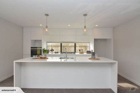 Photo of property in 33 Kingsbridge West, Burwood, Christchurch, 8083