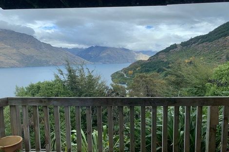 Photo of property in 34b Mackinnon Terrace, Sunshine Bay, Queenstown, 9300