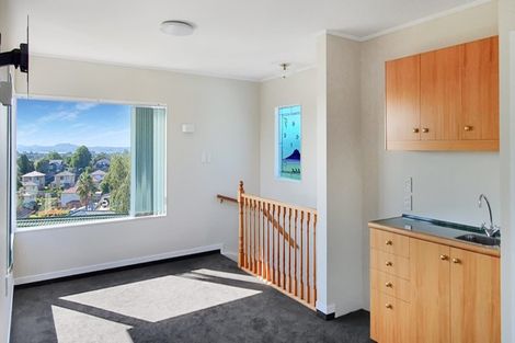 Photo of property in 26 Tatyana Place, Massey, Auckland, 0614