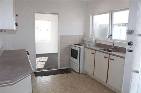 Photo of property in 308 Bucklands Beach Road, Bucklands Beach, Auckland, 2012