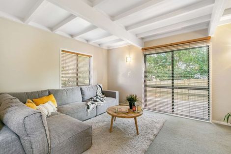 Photo of property in 3/44 Roberts Road, Glenfield, Auckland, 0629