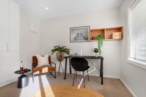 Photo of property in 100 Memorial Avenue, Ilam, Christchurch, 8053