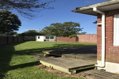 Photo of property in 1 Brown Grove, Fairfield, Lower Hutt, 5011