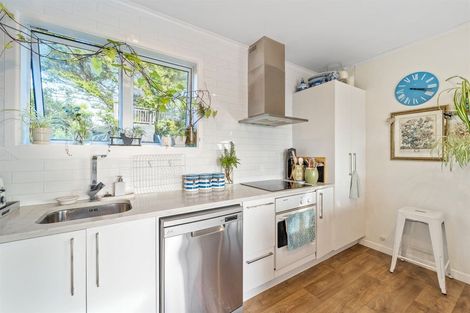 Photo of property in 112a Hibiscus Coast Highway, Red Beach, 0932