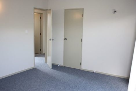 Photo of property in 17a Bradshaw Street, South Dunedin, Dunedin, 9012