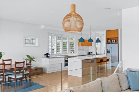 Photo of property in 1 Bangor Street, Point Chevalier, Auckland, 1022