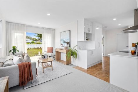 Photo of property in 3 Elizabeth Street, Orewa, 0931