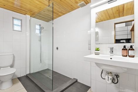 Photo of property in Stadium Garden Flats, 117/107 Thorndon Quay, Pipitea, Wellington, 6011