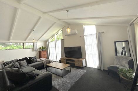 Photo of property in 3 Escort Grove, Awapuni, Palmerston North, 4412