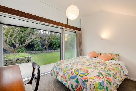 Photo of property in 2 Rutherglen Avenue, Ilam, Christchurch, 8041