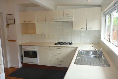Photo of property in 4a Rewiti Avenue, Takapuna, Auckland, 0622