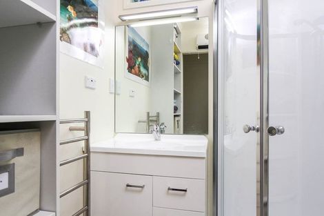 Photo of property in 48 Scott Avenue, Mangere Bridge, Auckland, 2022