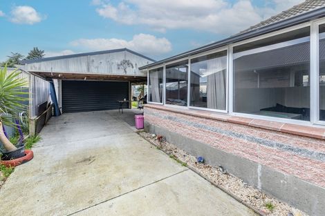 Photo of property in 52 Lyndhurst Crescent, Aranui, Christchurch, 8061