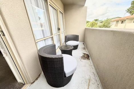 Photo of property in 1 Butia Avenue, Henderson, Auckland, 0612